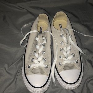BRAND NEW CONVERSE